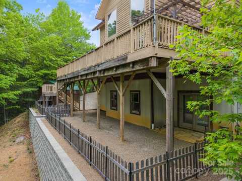 132 Vacation Way, Millers Creek, NC 28651