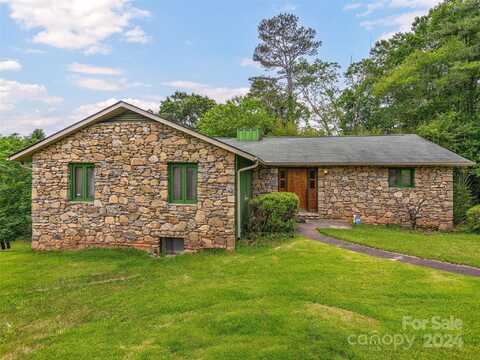 7 Chase Drive, Candler, NC 28715