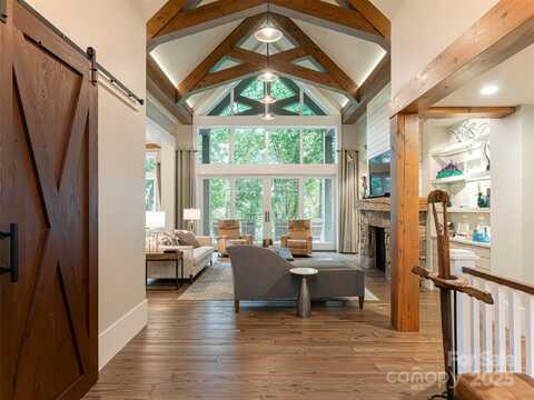 93 Pinchot Forest Drive, Asheville, NC 28803