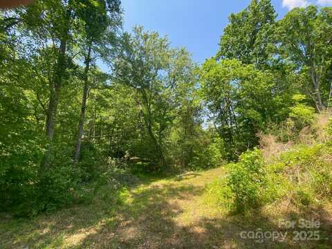 7633 Hammond Drive, Charlotte, NC 28215