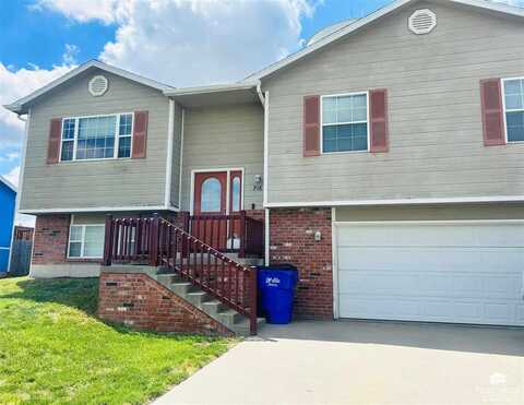 716 Tallgrass Drive, Junction City, KS 66441