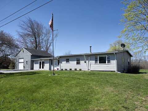 38 Lake View Drive, Rockland, ME 04841