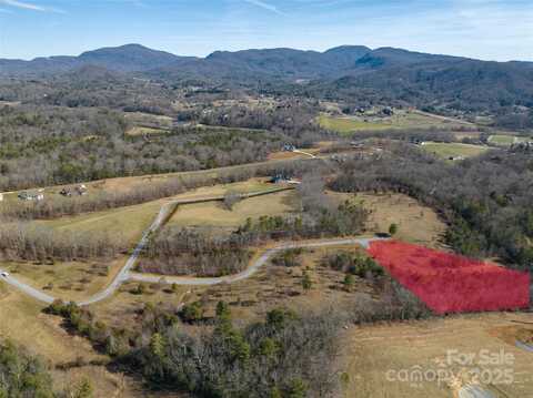 437 Pisgah Vista Road, Fletcher, NC 28732