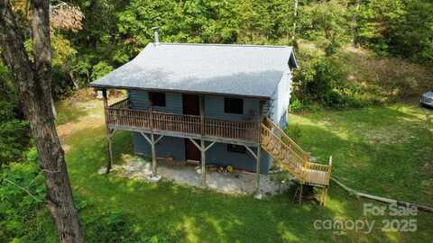 389 Lily Lane, Whittier, NC 28789