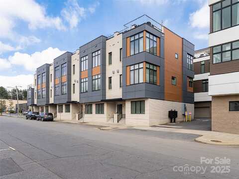 14 Bauhaus Court, Asheville, NC 28801