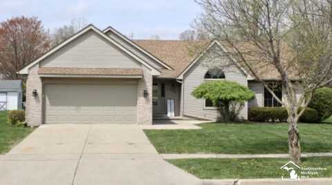 805 Donnalee, Monroe, MI 48162