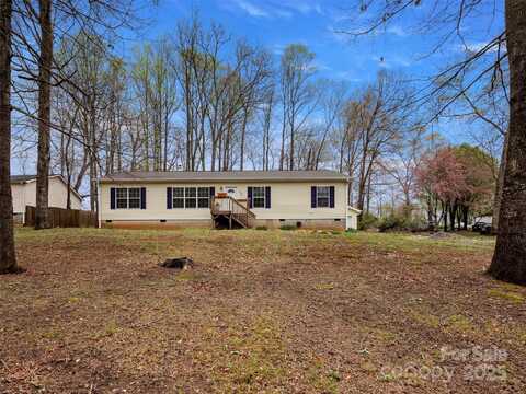 530 Gilreath Loop Road, Mills River, NC 28759