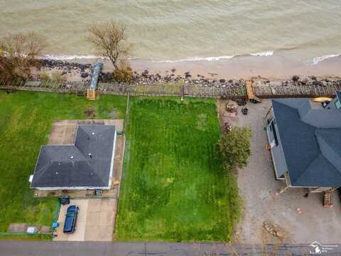 Lakeshore, Newport, MI 48166