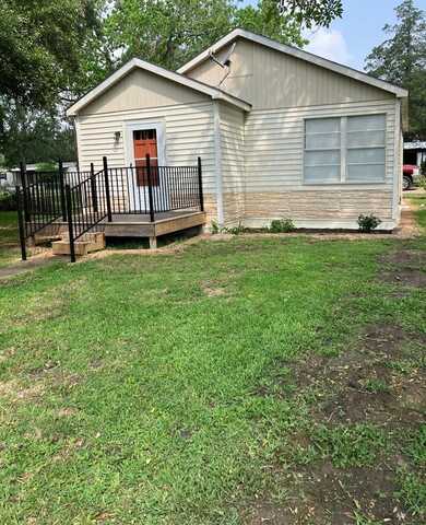 355 8TH, Markham, TX 77456
