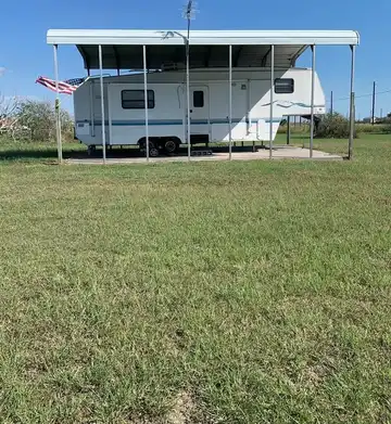 873 County Road 477, Palacios, TX 77465