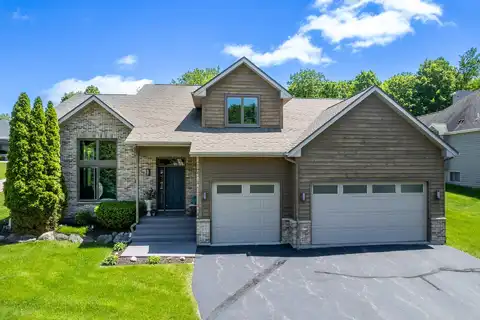 1255 Edgewood Dr, Lake Geneva, WI 53147