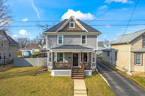 50 E Loos St, Hartford, WI 53027