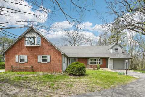 33804 Lynn Ln, Burlington, WI 53105