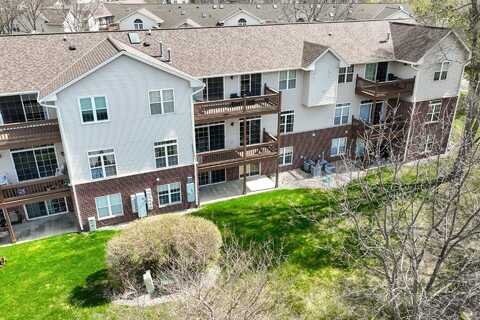 7913 S Scepter Dr, Franklin, WI 53132