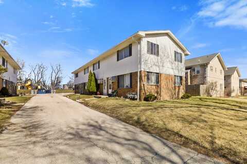906 W Montana St, Milwaukee, WI 53215