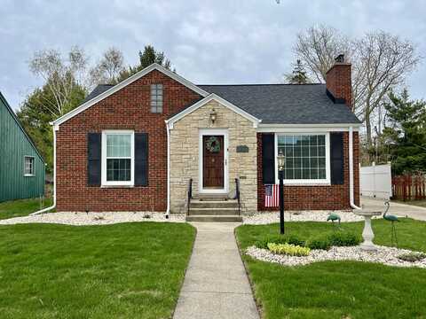 3037 Ruby Ave, Racine, WI 53402