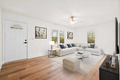 201 Hayden St Street, Walterboro, SC 29488