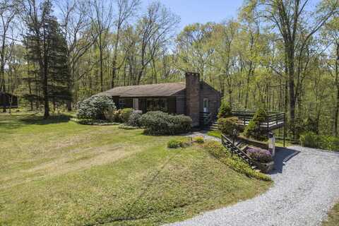 60 Woodland Drive, Essex, CT 06409