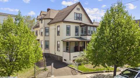818 Iranistan Avenue, Bridgeport, CT 06605