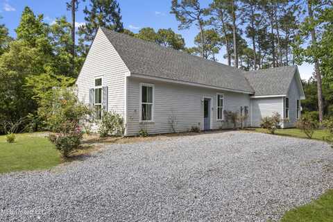 790 Peach Street, Ocean Springs, MS 39564