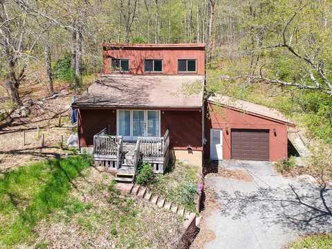 14 Strnad Road, Lisbon, CT 06351