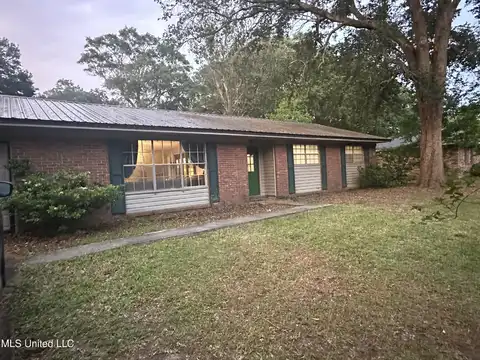 109 W Chipwood Drive, Gulfport, MS 39503