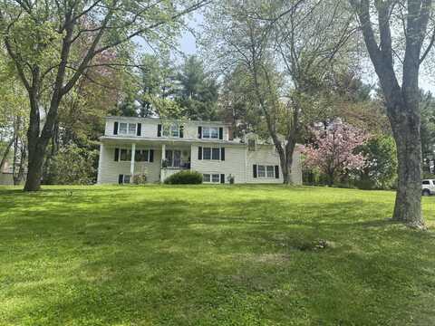 11 Ridge Road, Newtown, CT 06470