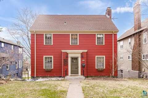 3006 E 1st St, Duluth, MN 55812