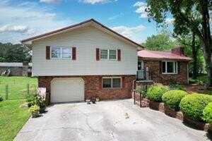 423 Hasty Drive, Tunnel Hill, GA 30755