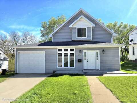 490 Sherwood, East Dubuque, WI 61025