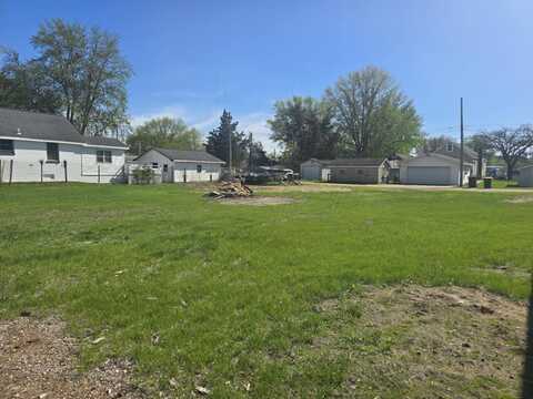 436 Desoto, East Dubuque, IL 61025