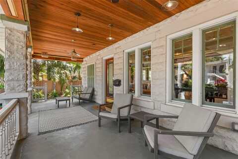 146 8TH AVENUE NE, Saint Petersburg, FL 33701