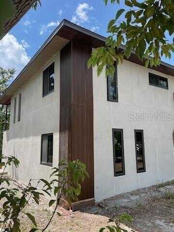 3911 6TH AVENUE W, PALMETTO, FL 34221