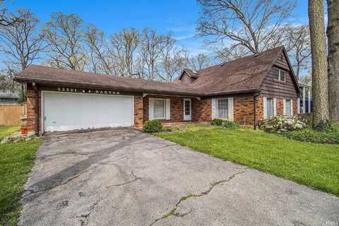 53301 Oakton Drive, South Bend, IN 46635