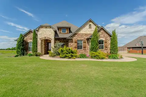 2616 Belle Crossing Dr, Enid, OK 73703