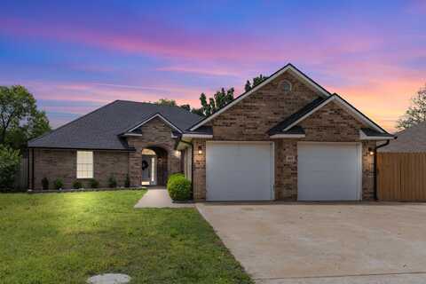917 Picketwire Circle, Enid, OK 73703