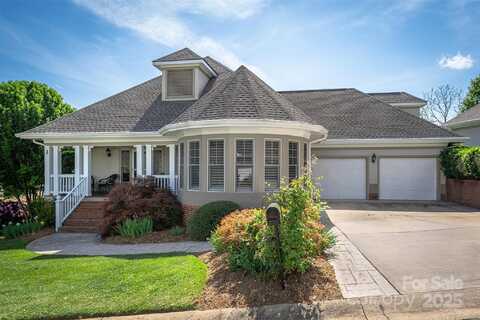 2 Creekside Way, Asheville, NC 28804