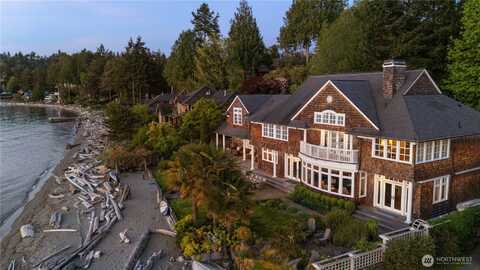 9325 Fauntleroy Way SW, Seattle, WA 98136