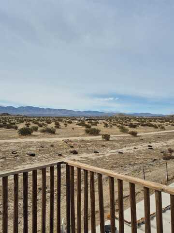 190 Avenue 08, Palmdale, CA 93591