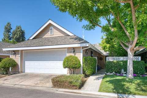 5110 Fruit Avenue N, Fresno, CA 93711