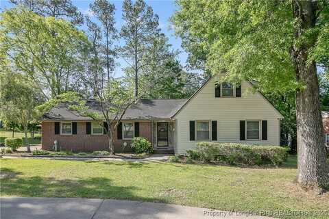 2227 Meadow Wood Road, Fayetteville, NC 28303