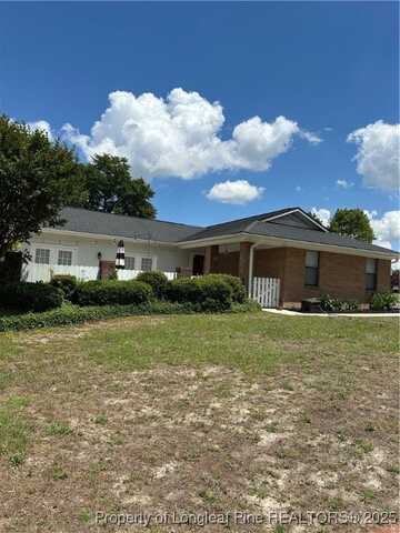 5706 Archer Road, Hope Mills, NC 28348