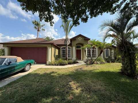 4920 E LAKE COVE BOULEVARD, Saint Cloud, FL 34771