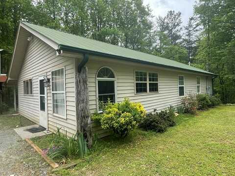 671 HIgh Valley Rd., Bryson City, NC 28713