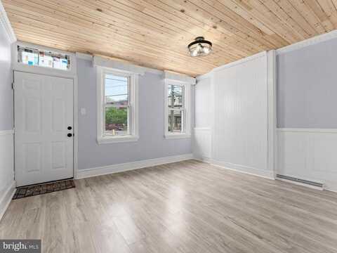 416 MIDDLESEX STREET, GLOUCESTER CITY, NJ 08030