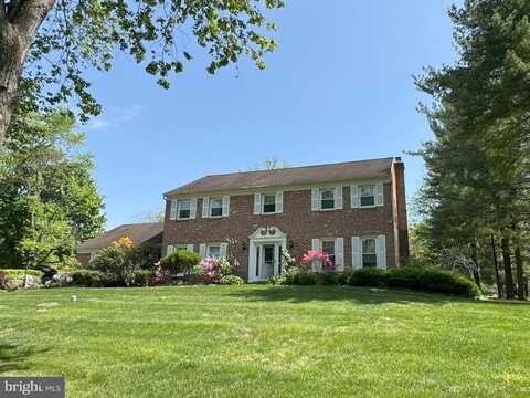816 GLENN CIRCLE, WAYNE, PA 19087