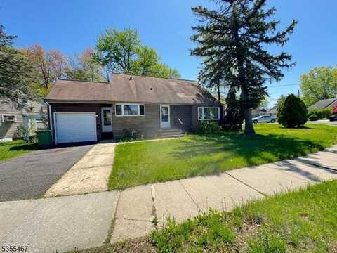 105 Independence Dr, Roselle, NJ 07203