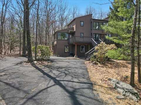3206 Stonehenge Drive, East Stroudsburg, PA 18301