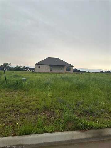 501 Dutton CT, Barling, AR 72923