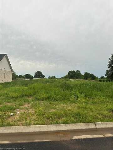 508 Dutton CT, Barling, AR 72923